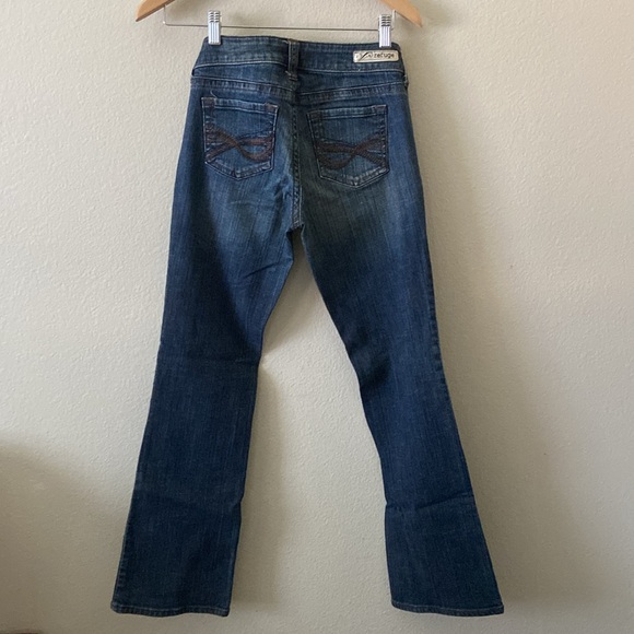 Runway Refuge Everyday Boot - Picture 3 of 6